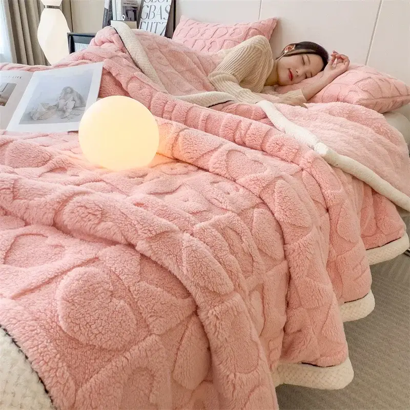Bon Marché Thick polar fleece throw blanket with heart pattern for winter sofa...