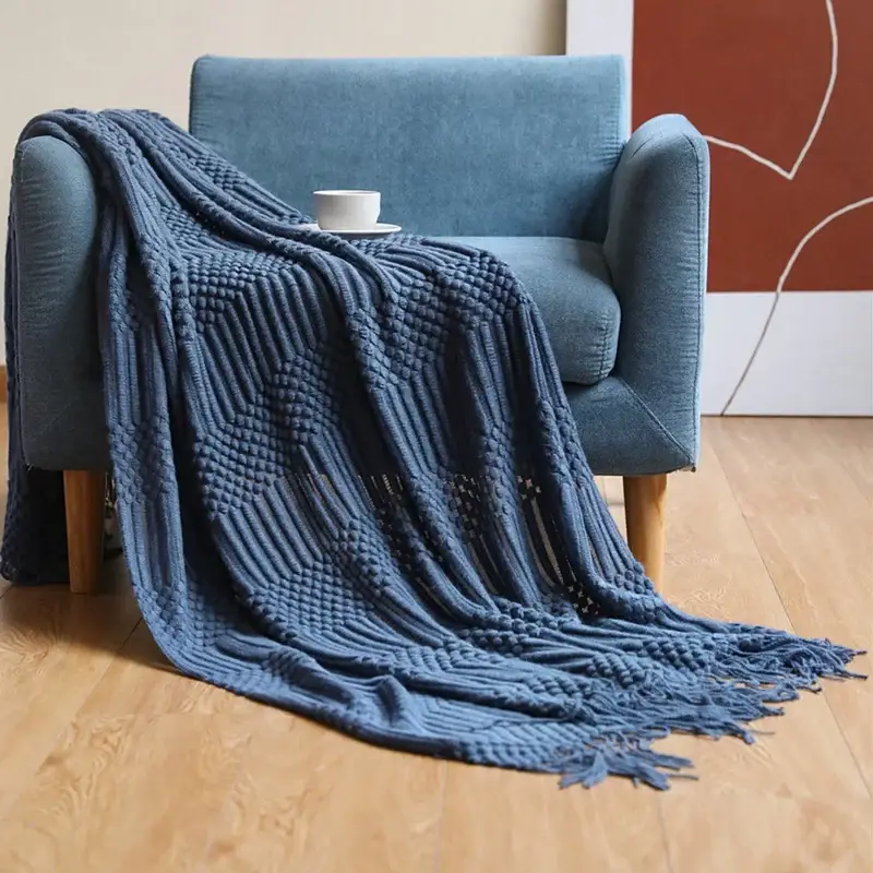 Jusqu'à Épuisement Des Stocks Plaid tricot doux pompons pour canapé et lit