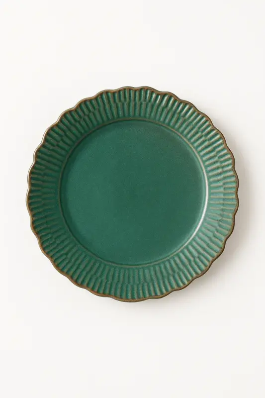 Elegant retro relief ceramic dinner plates Remise