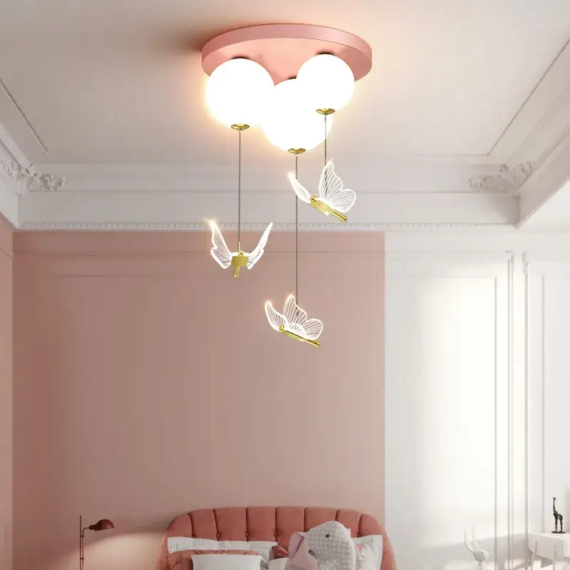 Simple modern ceiling light with romantic butterfly globe Prix Réduit