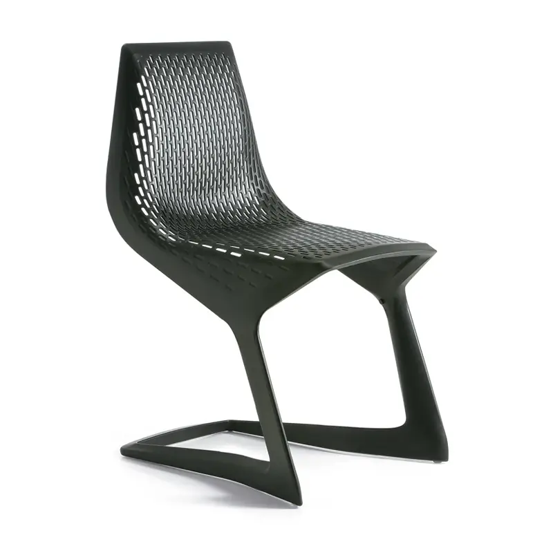 Chaise MYTO NoirPLANK Achetez Aujourd'hui