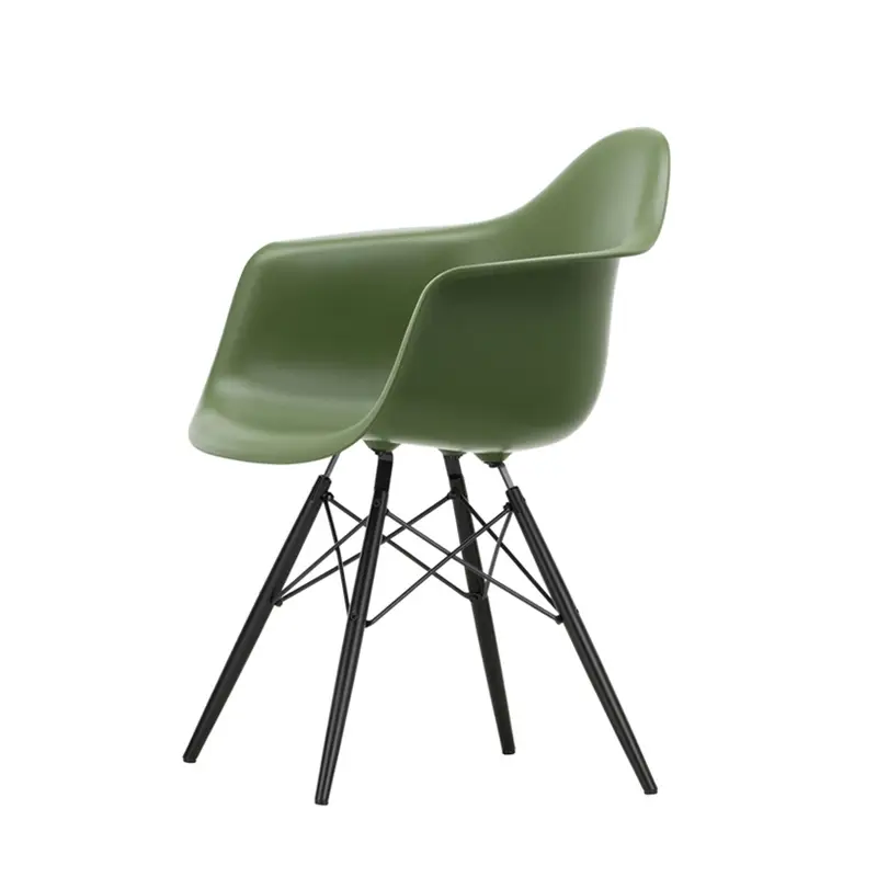 Affaire À Saisir Dining Chair EAMES PLASTIC ARMCHAIR DAW Forêt REVITRA