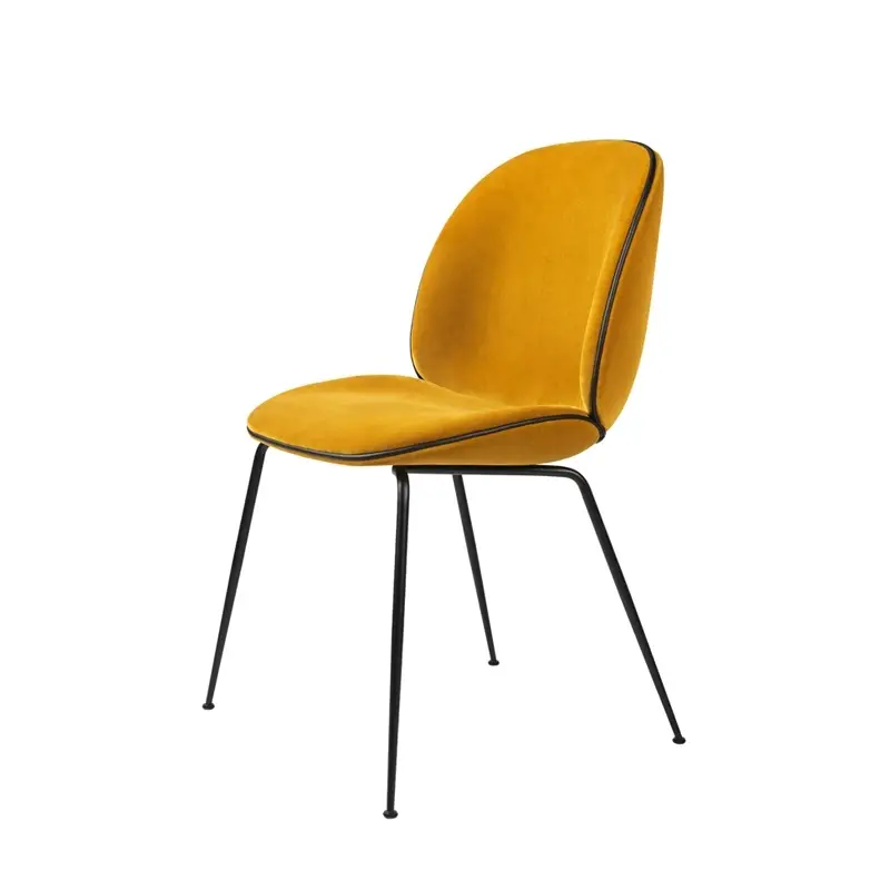 Prix Choc Chaise BEETLE Rembourrée Velvet 4955/ acier noirGUBI