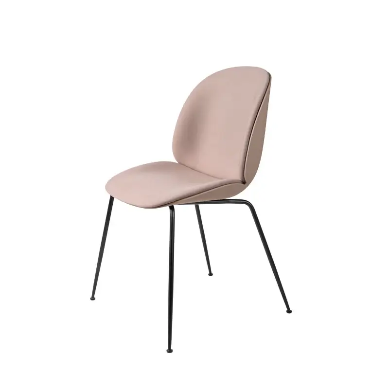 Achat Immédiat Chaise BEETLE face avant rembourrée Steelcut rose 605/ rose doux/acier noirGUBI