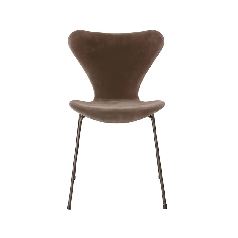 Achetez Aujourd'hui Dining Chair SERIE 7 VELVET EDITION Grey brownFRITZ HANSEN