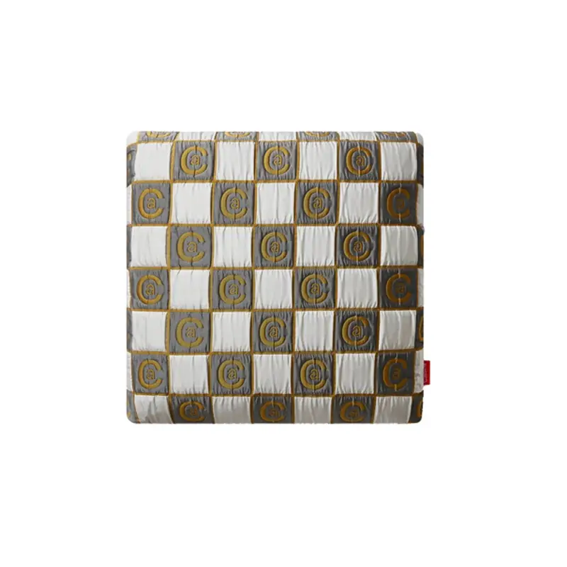 Satisfait Ou Remboursé Cushion Gold CHESS FRAME cushionCASSINA