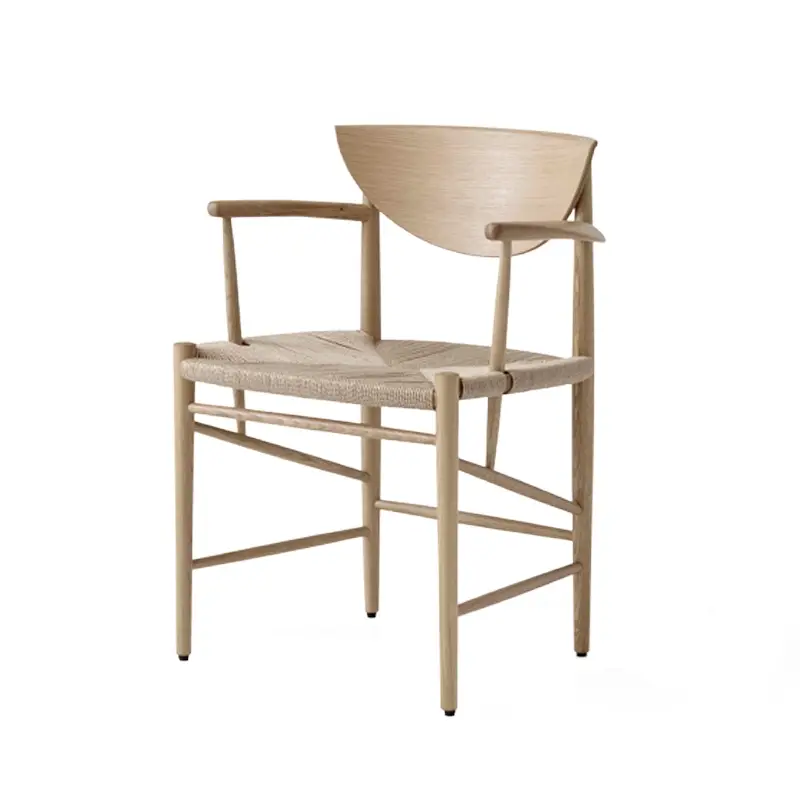 Offre Du Jour Dining Chair DRAWN HM4 OakAND TRADITION