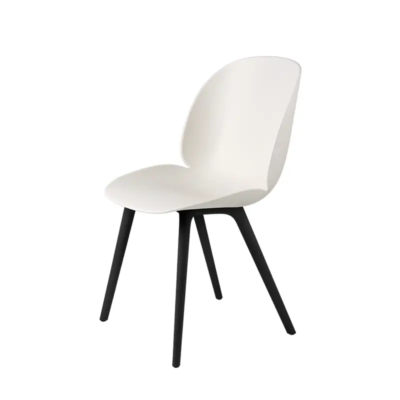 Chaise BEETLE PLASTIQUE Blanc albâtreGUBI Offre Limitée