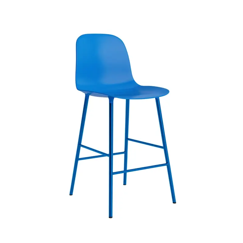 Tabouret haut FORM BAR CHAIR Bleu vif NORMANN COPENHAGEN Vente Directe