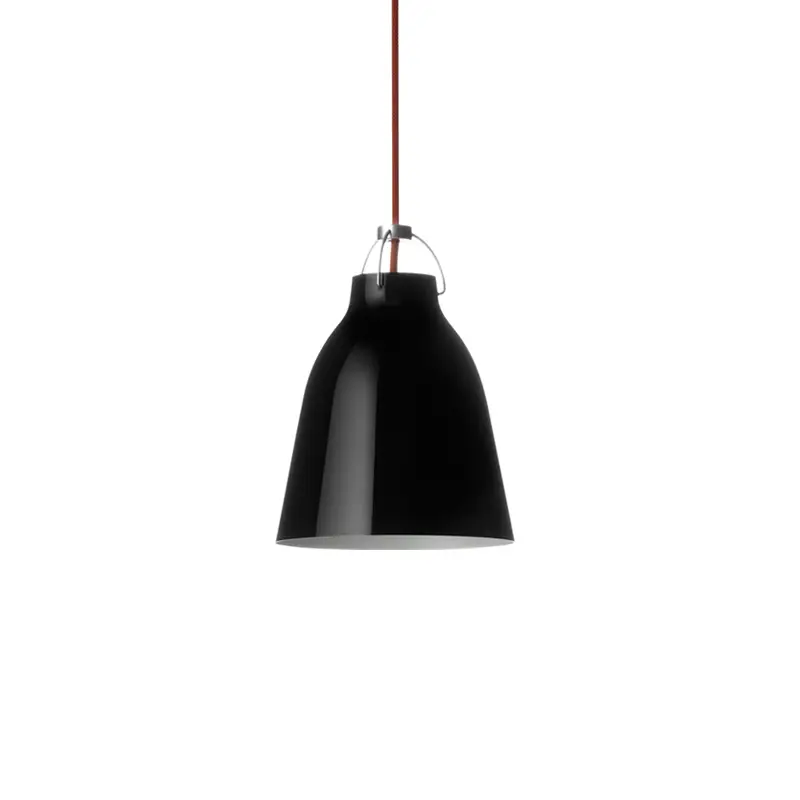 Suspension CARAVAGGIO P1 Noir brillant/ câble rougeFRITZ HANSEN Nouvelle Collection