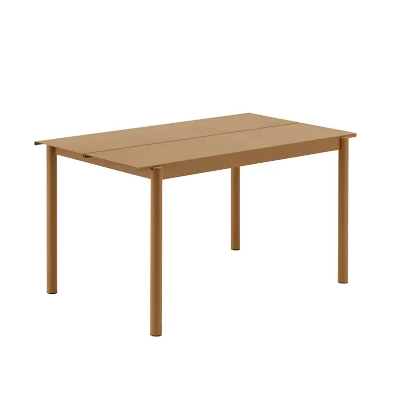 Table extérieure LINEAR STEEL Orange bruléMUUTO Prix Réduit