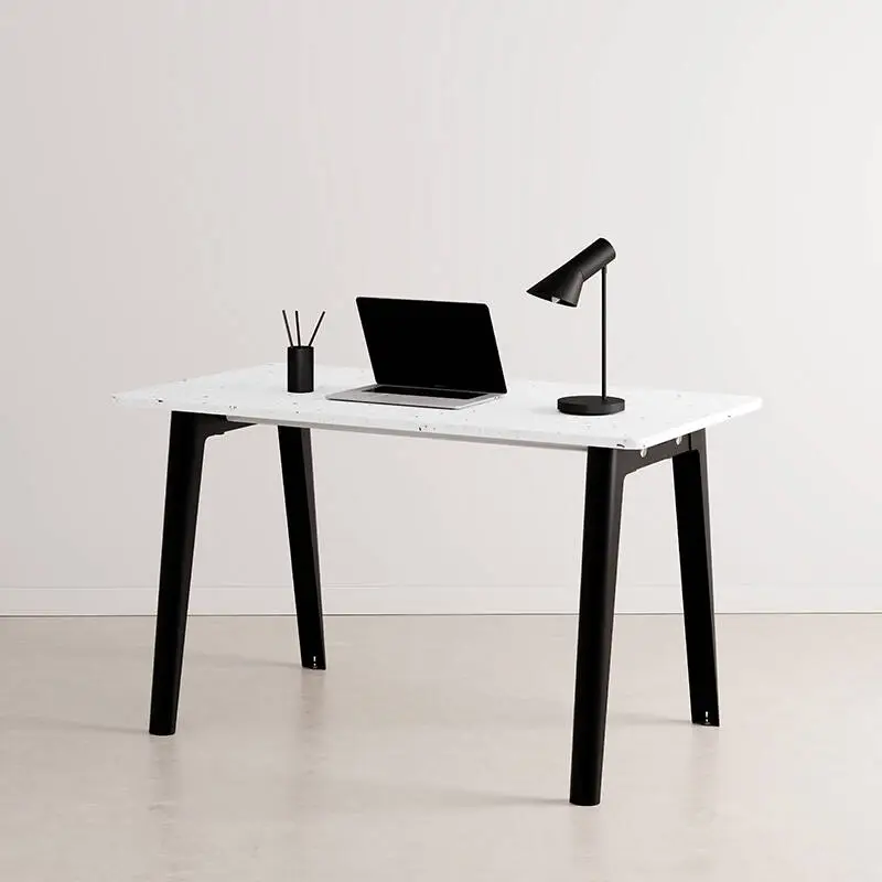 Solde Desk NEW MODERN Plastique Recyclé Noir graphiteTIPTOE