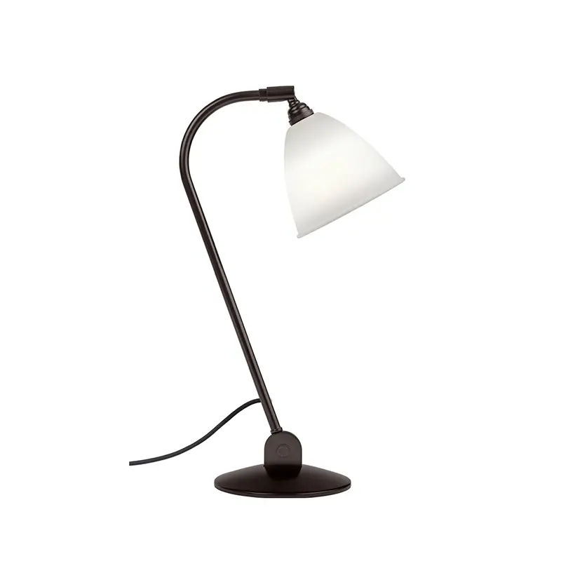 Lampe à poser BESTLITE BL2 Laiton noir/ porcelaineGUBI Authentique