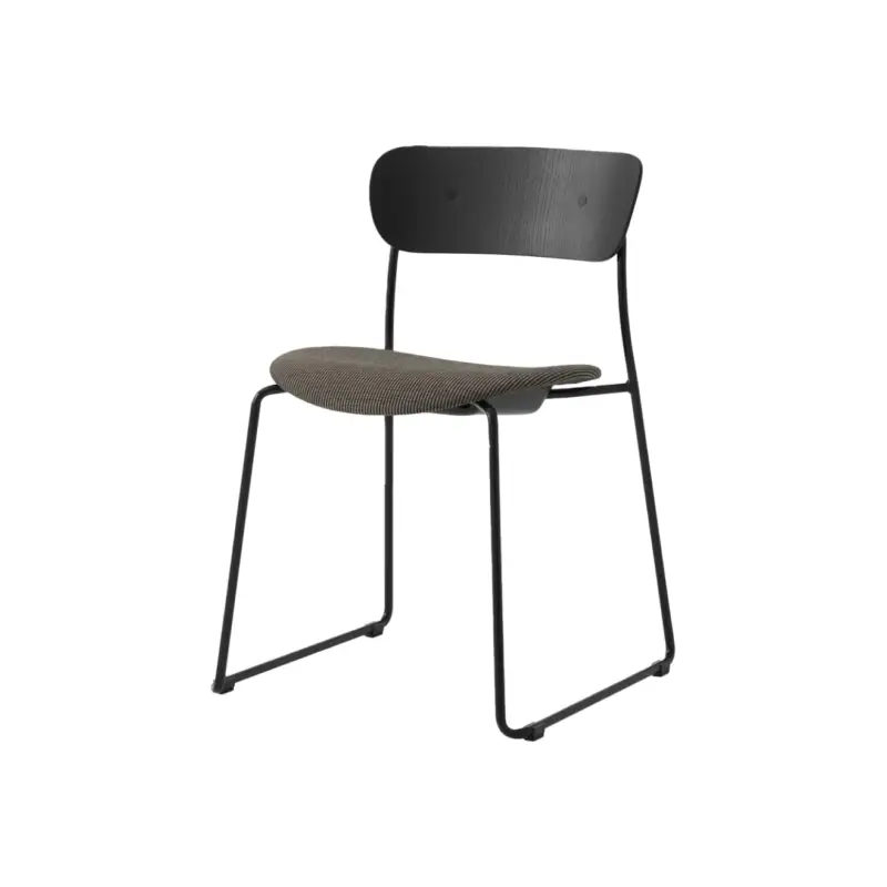 Promotion Saisonnière Dining Chair PAVILION AV52 Black Oak / Fuse 0351AND TRADITION