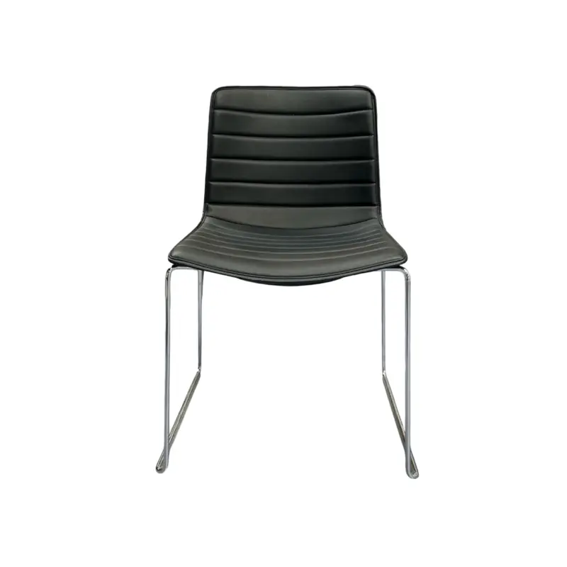 Chaise CATIFA 46 Cuir NoirARPER Produit De Marque