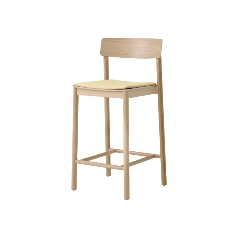 Tabouret haut BETTY TK14 Chêne / Fuse 0421AND TRADITION Populaire