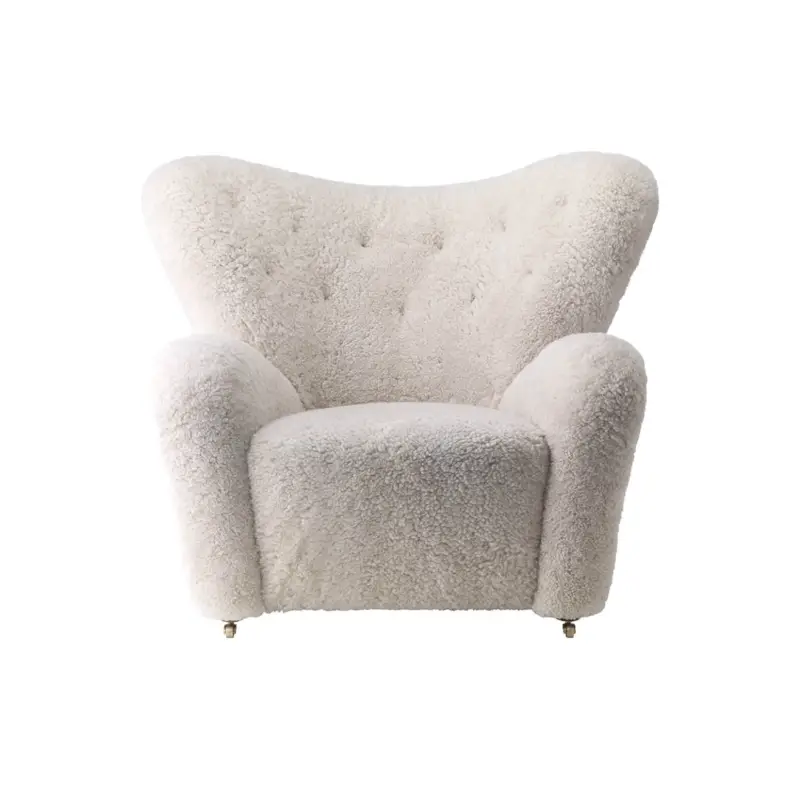 Achetez Aujourd&rsquo;hui Easy chair THE TIRED MAN Dark Oak/ Sheepskin MoonlightAUDO COPENHAGEN