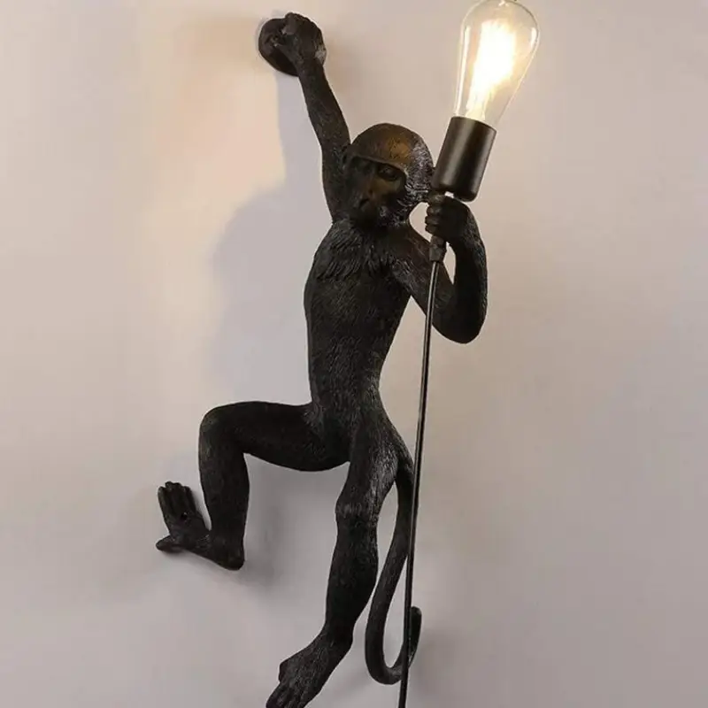 Lampe Murale Singe pour Art créatif en résine Moderne,Lampe de Table,Lustre,lampadaire,adaptée à la décoration intérieure de loft,Chambres,salles d'étude,Bars,magasins,etc.(Noir-lampe murale droite) Sans Ampoules Prix Promo