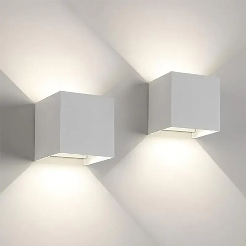 Applique murale extérieure étanche Lot de 2, Spécifications : Blanc, 10 cm, 6W, Angle de faisceau réglable, Lumière Neutre 4000K Offre Limitée