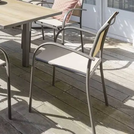 Fauteuil de jardin empilable PIAZZA Lin & Tonka Must-Have