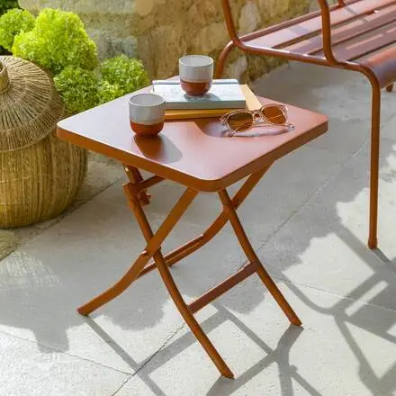 Table d&rsquo;appoint de jardin carré GREENSBORO Ambre Authentique