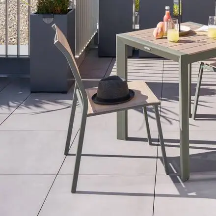 Chaise de jardin empilable ESSENTIA Lin & Vert laurier Vente Flash