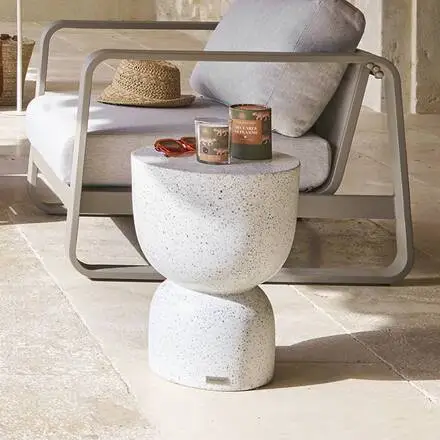 Table d&rsquo;appoint de jardin ronde TIMANDRA Gris Achat Immédiat