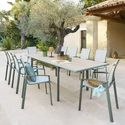 Achat Immédiat Table de jardin DILORS Effet bois Lin & Vert laurier