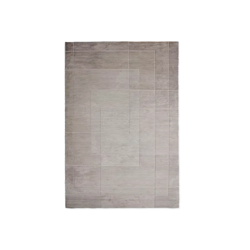 Offre Limitée Haute Couture II – Tapis à motifs linéaires