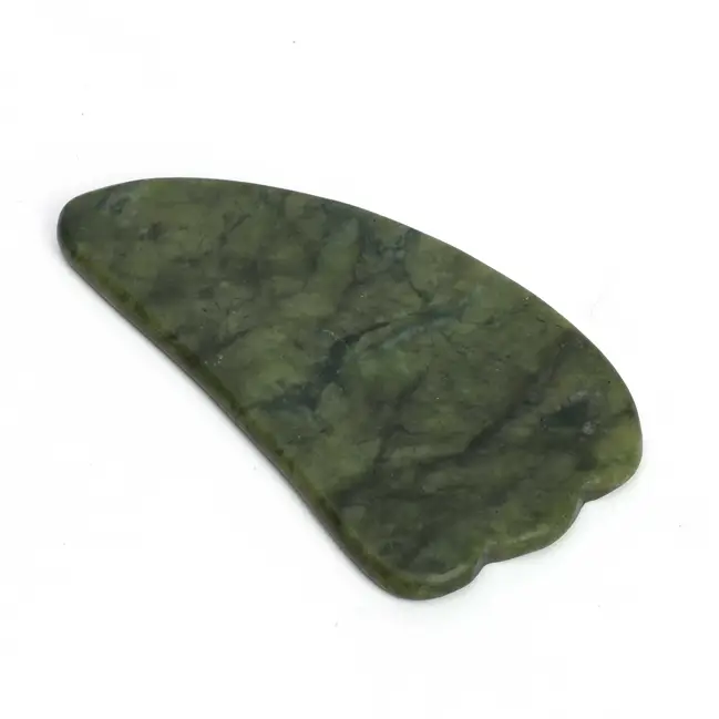 Gua sha cranté visage sculpte lisse et raffermit la peau en pierre naturelle Jade Prix Cassé